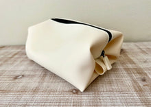 Load image into Gallery viewer, Silicone Bags - BYF