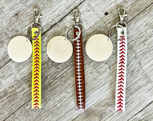 Load image into Gallery viewer, Sporty Leather Keychain with Engraved Charm