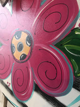 Load image into Gallery viewer, Flower door hanger - spring summer - - DoorBadges