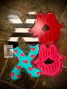 Sale Item: Valentine XO Doorhanger - DoorBadges