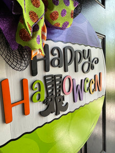 Happy Halloween round Door Hanger - DoorBadges