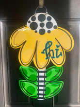 Load image into Gallery viewer, Single Flower door hanger - Summer door decor - hand painted personalized door hanger - DoorBadges