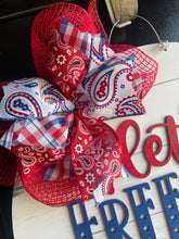 Load image into Gallery viewer, Let Freedom Ring Patriotic Doorhanger - 3D Summer Farmhouse door decor - wooden hand painted doorhanger - DoorBadges