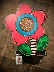 Funky Flower in a Pot door hanger, spring flower - DoorBadges