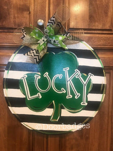 St Patrick's Day Door Hanger - lucky shamrock door Decor - st pats wreath - st patty hand painted personalized door hanger - DoorBadges