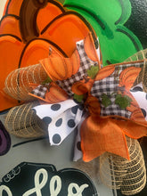 Load image into Gallery viewer, Sale Item: Hello Pumpkin Bucket Doorhanger - DoorBadges
