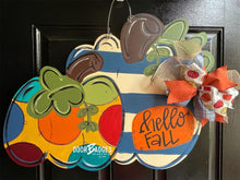 Load image into Gallery viewer, Pumpkin Group Door Hanger - Fall - Autumn - harvest - Thanksgiving -  pumpkin - thankful - cut out hand painted door hanger - DoorBadges

